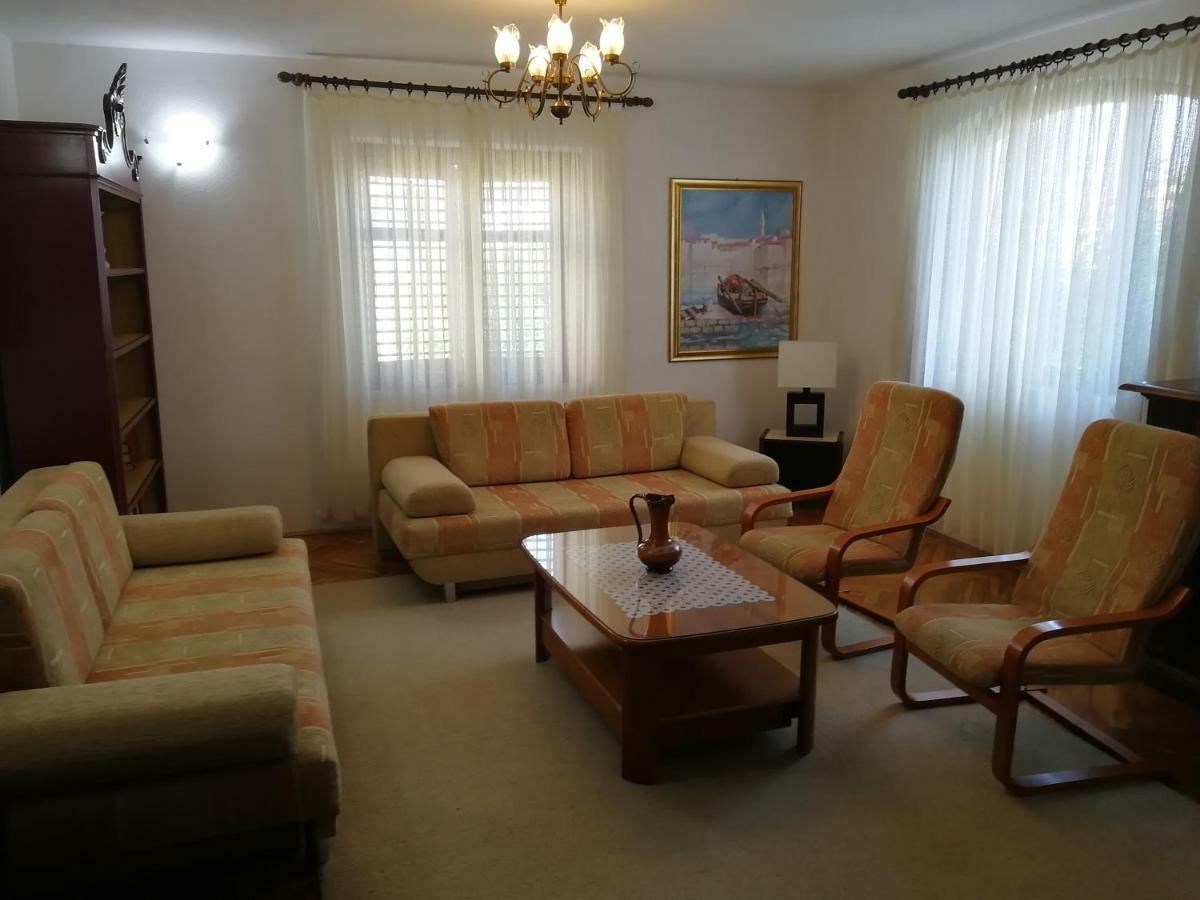 Apartman Mladenka Супетар Екстер'єр фото