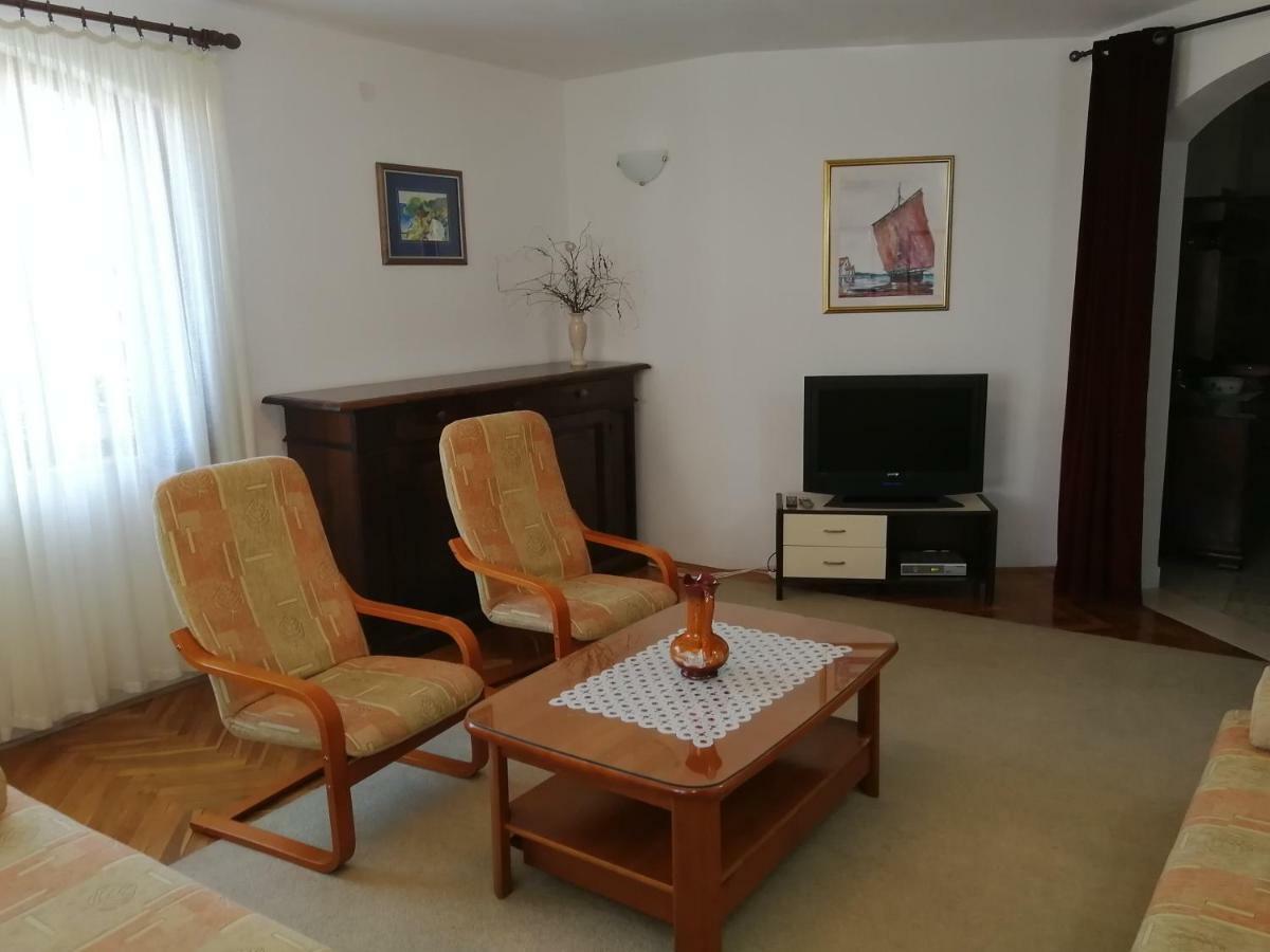 Apartman Mladenka Супетар Екстер'єр фото